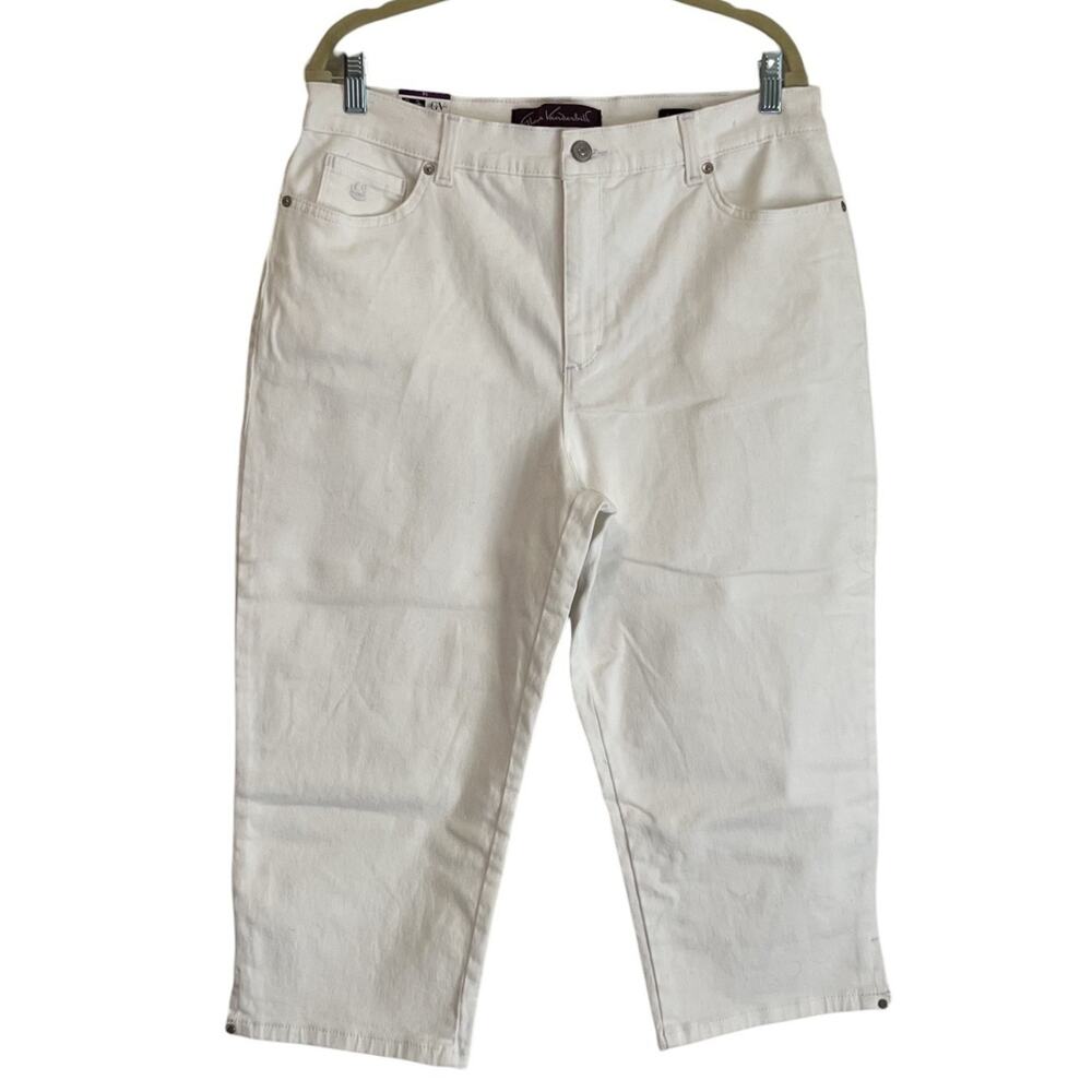 Gloria Vanderbilt Womens Amanda Capri Jeans Size 14 White Classic Rise NWT